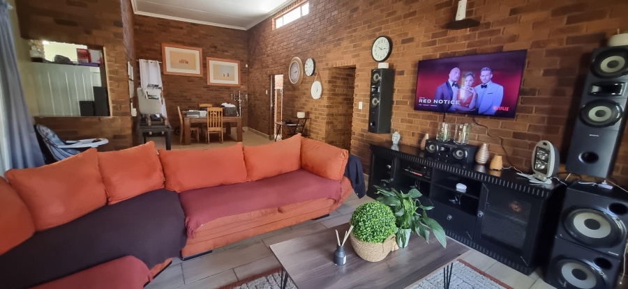 7 Bedroom Property for Sale in Elandsrand North West